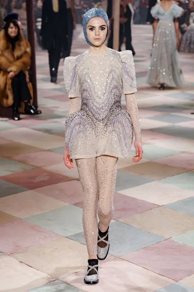 Look 67